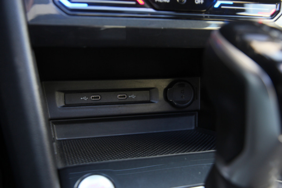 Seat Tarraco 1.4 TSI e-Hybrid PHEV Xcellence | Pano | Trekhaak | ACC | 360