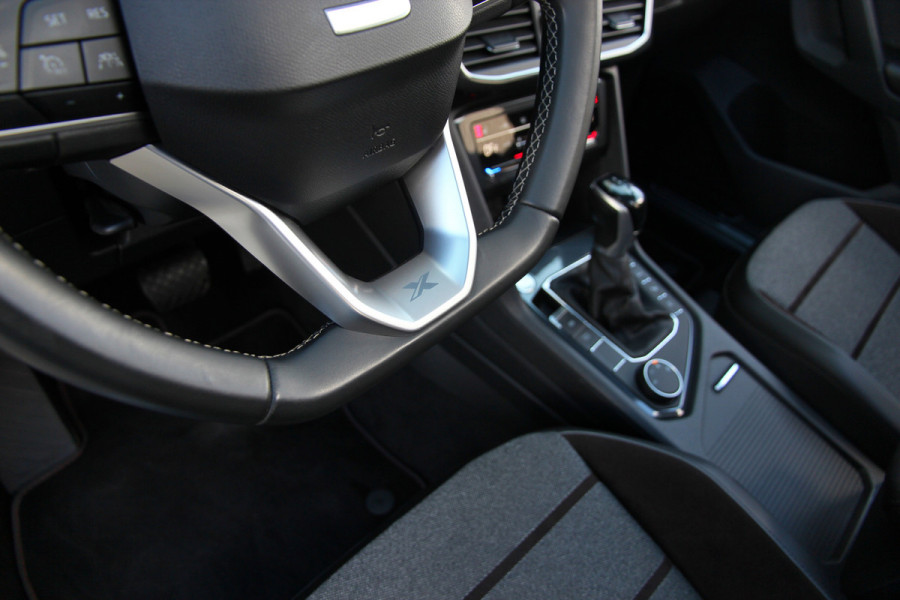 Seat Tarraco 1.4 TSI e-Hybrid PHEV Xcellence | Pano | Trekhaak | ACC | 360