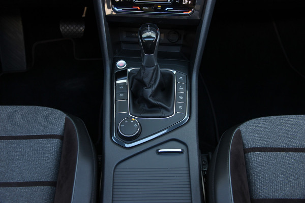 Seat Tarraco 1.4 TSI e-Hybrid PHEV Xcellence | Pano | Trekhaak | ACC | 360