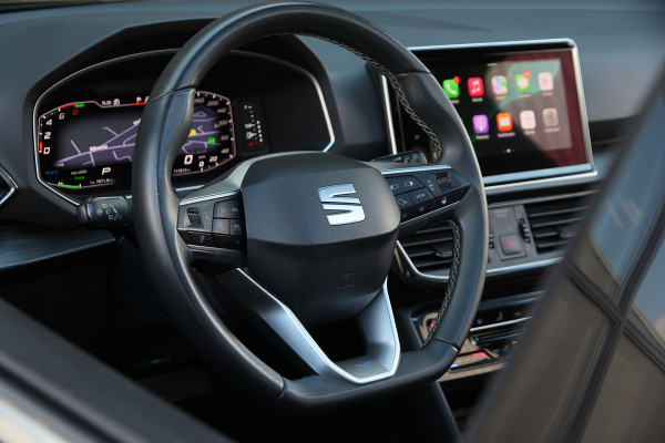 Seat Tarraco 1.4 TSI e-Hybrid PHEV Xcellence | Pano | Trekhaak | ACC | 360