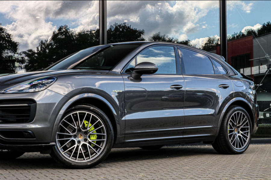 Porsche Cayenne Coupé 3.0 E-Hybrid - MATRIX - PANO - SPORT CHRONO - COMFORTSTOELEN