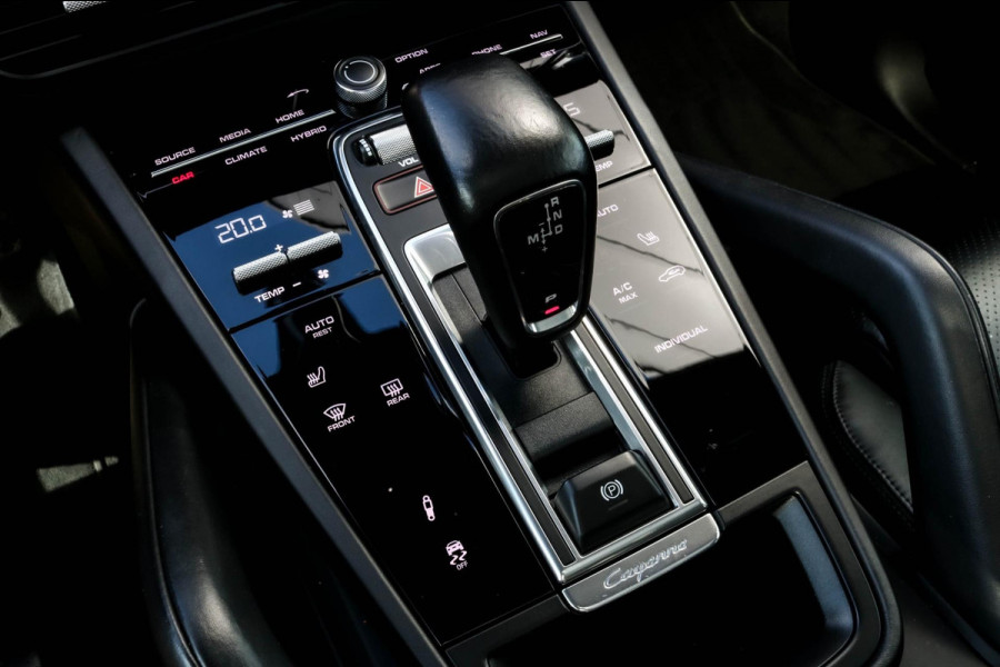 Porsche Cayenne Coupé 3.0 E-Hybrid - MATRIX - PANO - SPORT CHRONO - COMFORTSTOELEN