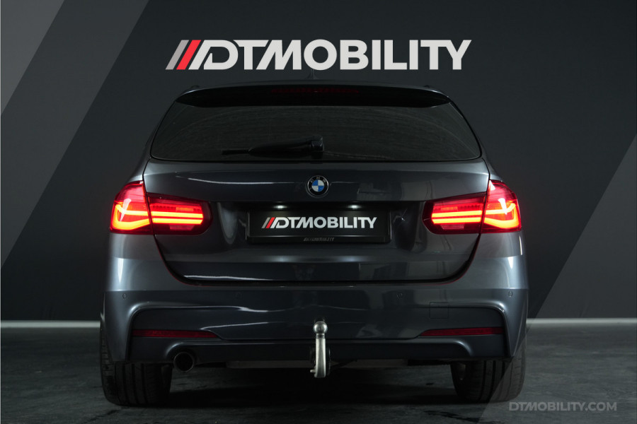 BMW 3 Serie Touring 318i M-Sport | Trekhaak | Leder