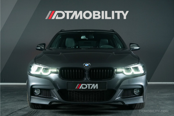 BMW 3 Serie Touring 318i M-Sport | Trekhaak | Leder