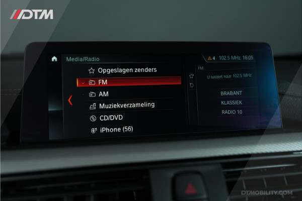 BMW 3 Serie Touring 318i M-Sport | Trekhaak | Leder