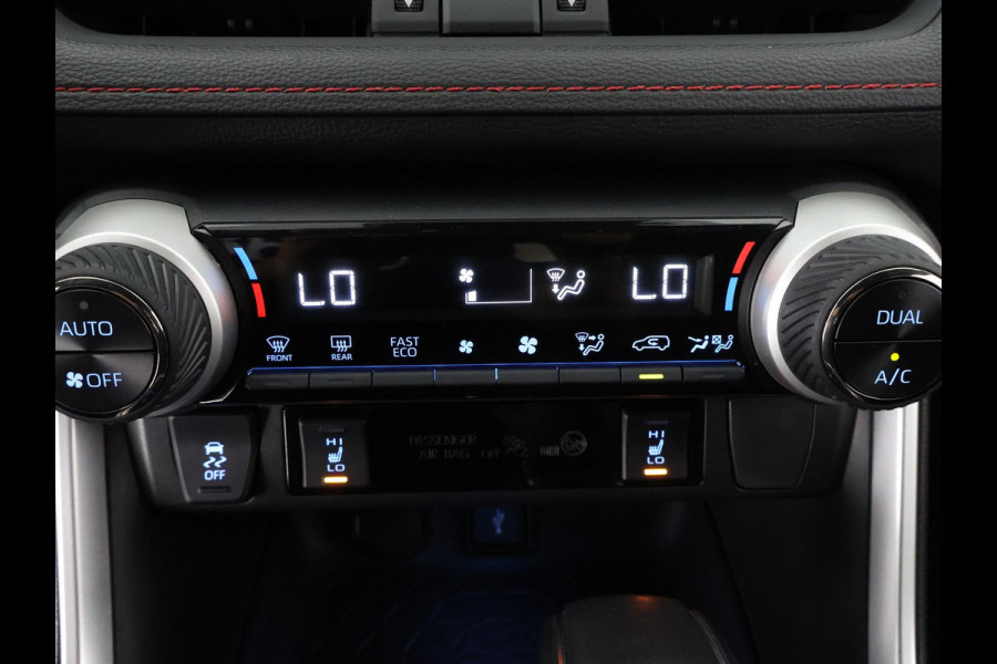 Toyota RAV4 2.5 PLUG-IN AWD STYLE SUZUKI ACROSS 1e EIG. GARANTIE 3-2033.*BI-TONE BODY PACK.HALF LEDER.STOELVERWARMING. CARPLAY. CAMERA. Toyota RAV4 2.5 PLUG-IN AWD STYLE SUZUKI ACROSS 1e EIG. GARANTIE 3-2033.*BI-TONE BODY PACK.HALF LEDER.STOELVERWARMING. CARPLAY. CAMERA.