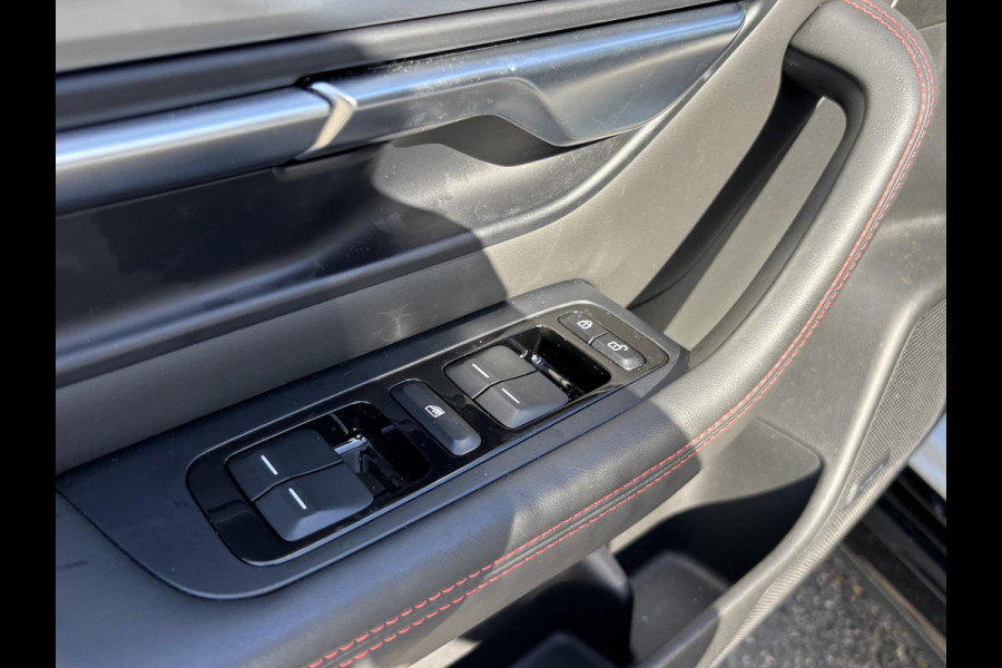 XPeng P7 AWD Performance 86 kWh VAN: 49.900,- VOOR: 46.877,- UW HERFSTVOORDEEL: 3.023,- | UNIEKE KMSTAND! | ORIG. NL GELEVERD.