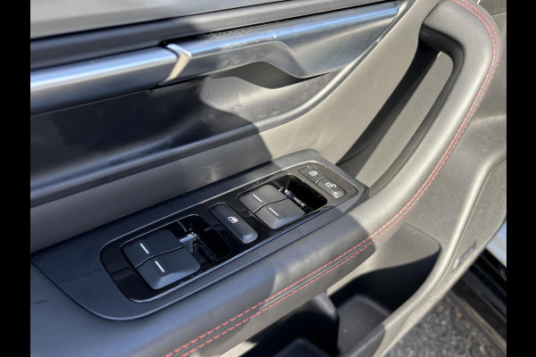 XPeng P7 AWD Performance 86 kWh VAN: 49.900,- VOOR: 46.877,- UW HERFSTVOORDEEL: 3.023,- | UNIEKE KMSTAND! | ORIG. NL GELEVERD.