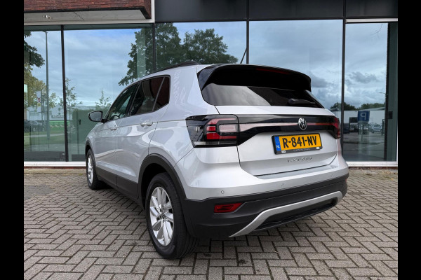 Volkswagen T-Cross 1.0 TSI 110PK Life - Climate - Parkeerhulp - Media Apple/Android - Cruise Volkswagen T-Cross 1.0 TSI 110PK Life - Climate - Parkeerhulp - Media Apple/Android - Cruise
