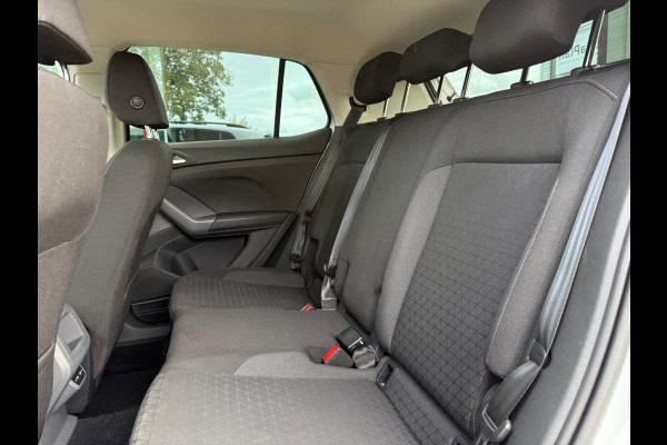 Volkswagen T-Cross 1.0 TSI 110PK Life - Climate - Parkeerhulp - Media Apple/Android - Cruise Volkswagen T-Cross 1.0 TSI 110PK Life - Climate - Parkeerhulp - Media Apple/Android - Cruise