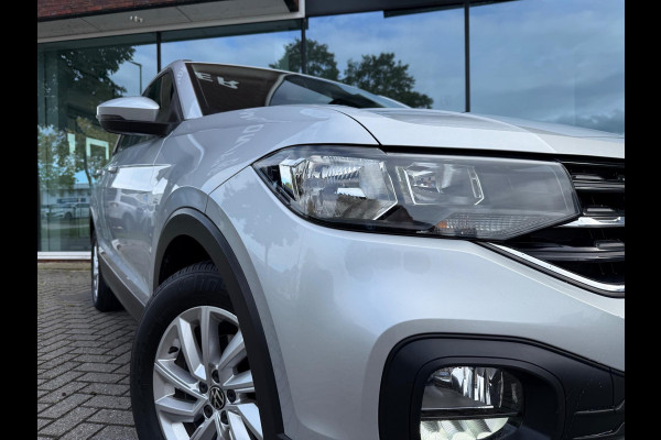 Volkswagen T-Cross 1.0 TSI 110PK Life - Climate - Parkeerhulp - Media Apple/Android - Cruise Volkswagen T-Cross 1.0 TSI 110PK Life - Climate - Parkeerhulp - Media Apple/Android - Cruise