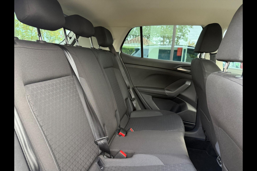 Volkswagen T-Cross 1.0 TSI 110PK Life - Climate - Parkeerhulp - Media Apple/Android - Cruise Volkswagen T-Cross 1.0 TSI 110PK Life - Climate - Parkeerhulp - Media Apple/Android - Cruise