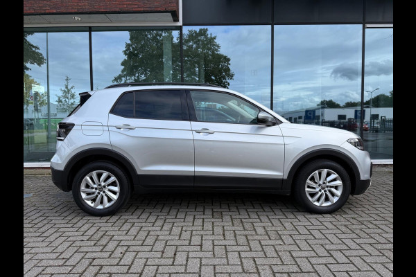 Volkswagen T-Cross 1.0 TSI 110PK Life - Climate - Parkeerhulp - Media Apple/Android - Cruise Volkswagen T-Cross 1.0 TSI 110PK Life - Climate - Parkeerhulp - Media Apple/Android - Cruise