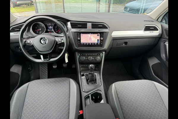 Volkswagen Tiguan 1.5 TSI Comfortline - Navi - Climate - Cruise - Parkeerhulp - Org.NL