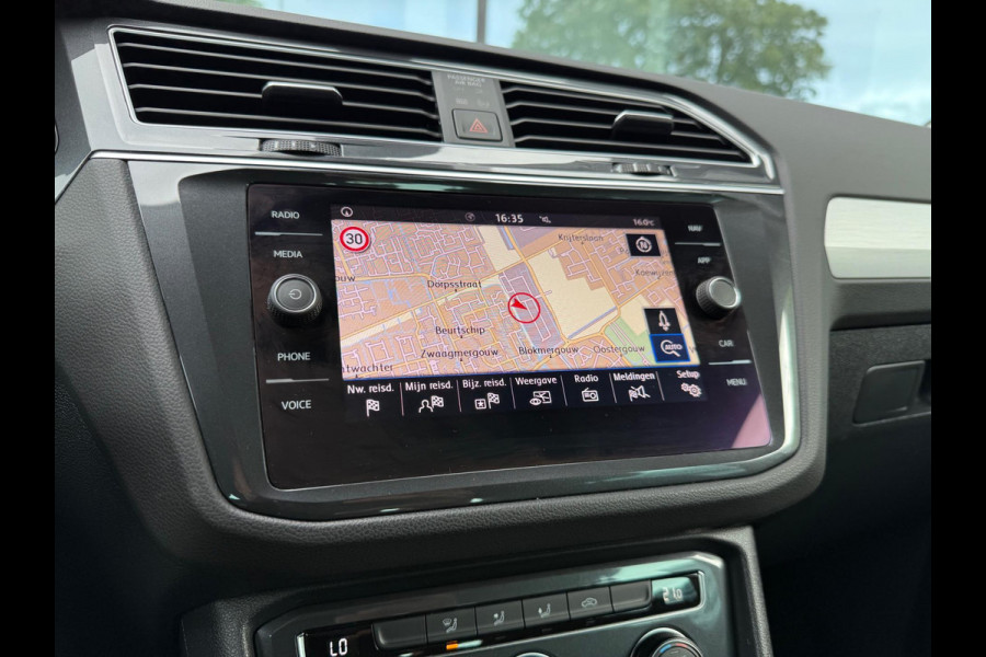 Volkswagen Tiguan 1.5 TSI Comfortline - Navi - Climate - Cruise - Parkeerhulp - Org.NL