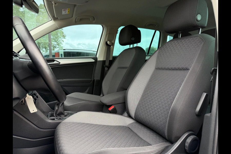 Volkswagen Tiguan 1.5 TSI Comfortline - Navi - Climate - Cruise - Parkeerhulp - Org.NL