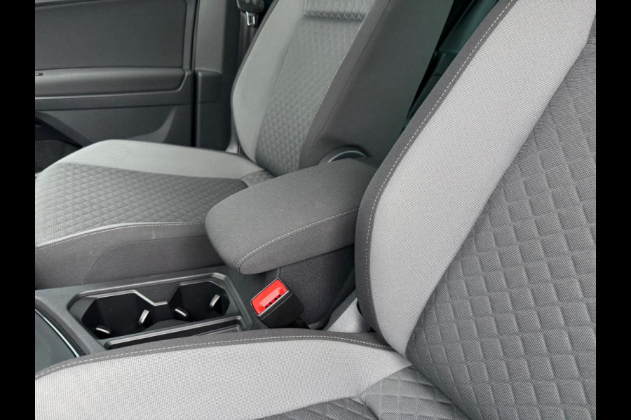 Volkswagen Tiguan 1.5 TSI Comfortline - Navi - Climate - Cruise - Parkeerhulp - Org.NL