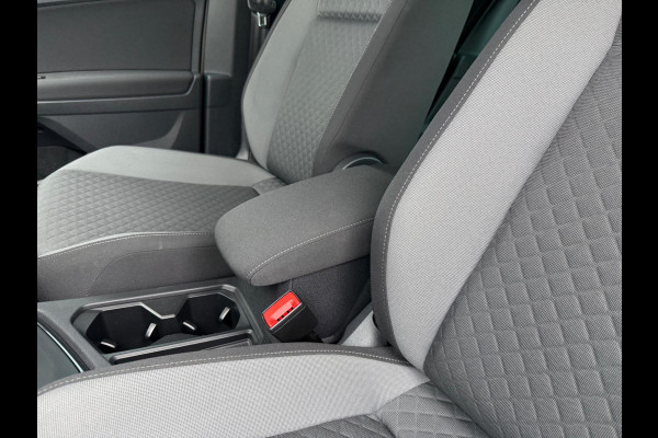 Volkswagen Tiguan 1.5 TSI Comfortline - Navi - Climate - Cruise - Parkeerhulp - Org.NL