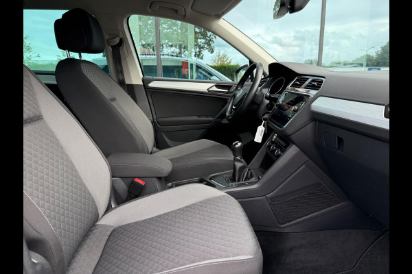 Volkswagen Tiguan 1.5 TSI Comfortline - Navi - Climate - Cruise - Parkeerhulp - Org.NL