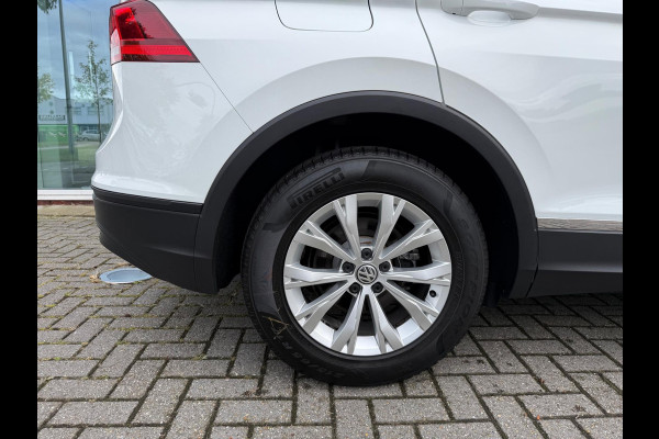 Volkswagen Tiguan 1.5 TSI Comfortline - Navi - Climate - Cruise - Parkeerhulp - Org.NL