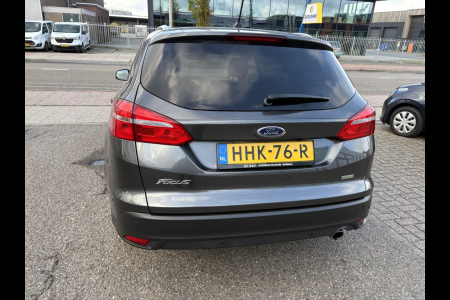 Ford FOCUS Wagon 1.5 Titanium Automaat