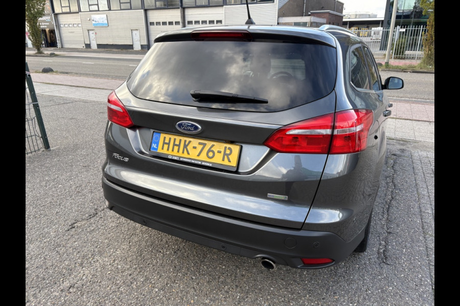 Ford FOCUS Wagon 1.5 Titanium Automaat