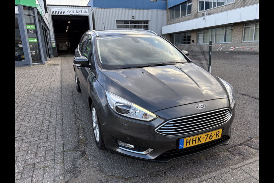 Ford FOCUS Wagon 1.5 Titanium Automaat
