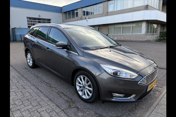 Ford FOCUS Wagon 1.5 Titanium Automaat