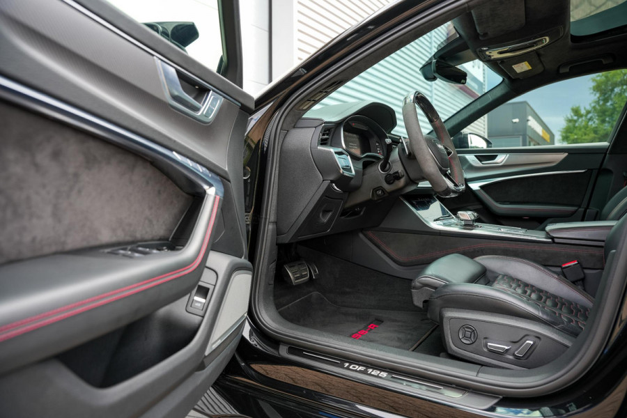 Audi A6 Avant RS 6 TFSI quattro ABT RS-R 1 of 125 Akrapovic Panodak Keramisch Stoelvent. B&O+ Eventuri 360 Camera