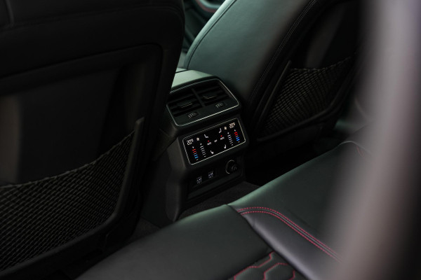 Audi RS6 Avant RS 6 TFSI quattro ABT RS-R 1 of 125 Akrapovic Panodak Keramisch Stoelvent. B&O+ Eventuri 360 Camera