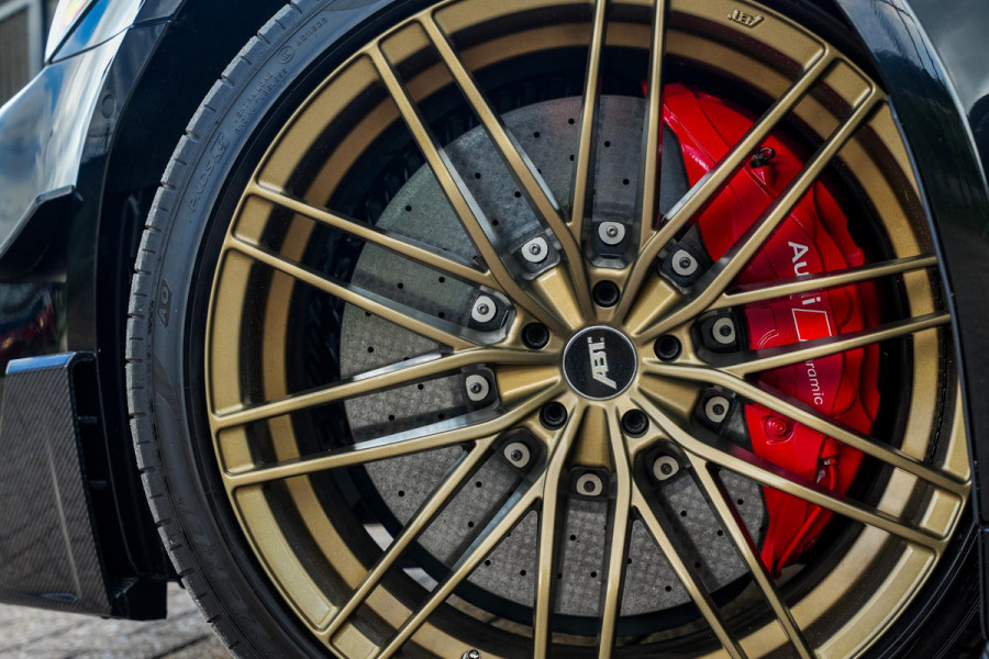 Audi RS6 Avant RS 6 TFSI quattro ABT RS-R 1 of 125 Akrapovic Panodak Keramisch Stoelvent. B&O+ Eventuri 360 Camera
