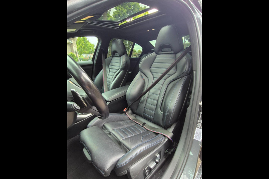 BMW 3-serie G20 330i M Edition Plus volle optielijst! Android CarPlay Pano M Stoel HUD Camera NAP NL 1e EIG Laser Spoiler M Remmen