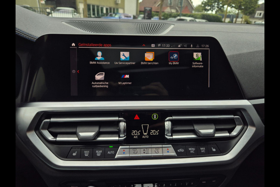 BMW 3-serie G20 330i M Edition Plus volle optielijst! Android CarPlay Pano M Stoel HUD Camera NAP NL 1e EIG Laser Spoiler M Remmen