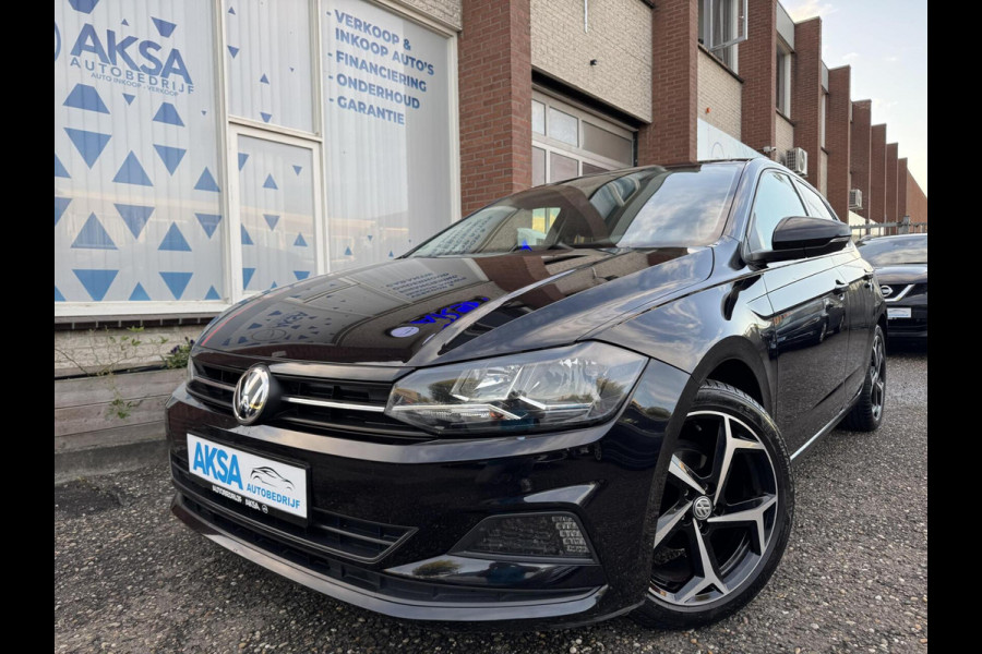 Volkswagen Polo 1.0 TSI 95pk Beats CarPlay Navigatie Stoelvw Leder 17 inch