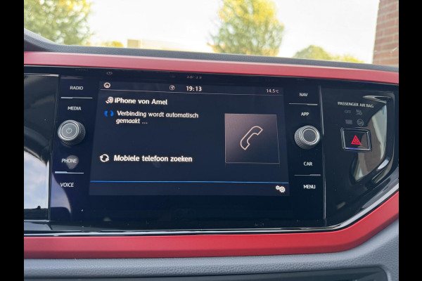 Volkswagen Polo 1.0 TSI 95pk Beats CarPlay Navigatie Stoelvw Leder 17 inch