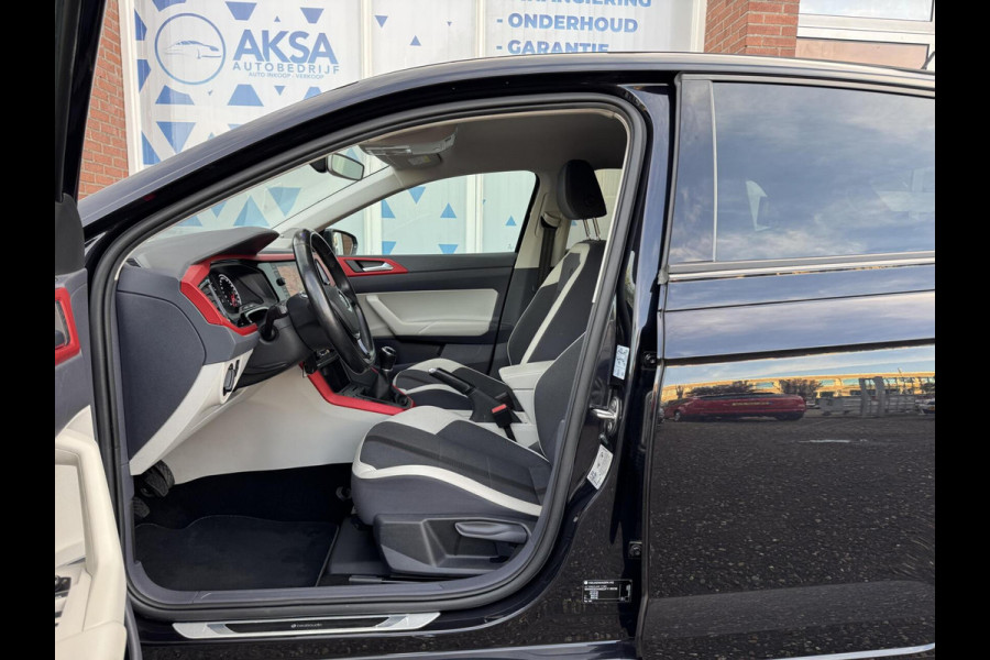 Volkswagen Polo 1.0 TSI 95pk Beats CarPlay Navigatie Stoelvw Leder 17 inch