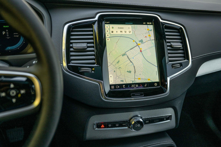 Volvo XC90 2.0 T8 Recharge AWD Ultra Bright 455pk Luchtvering
