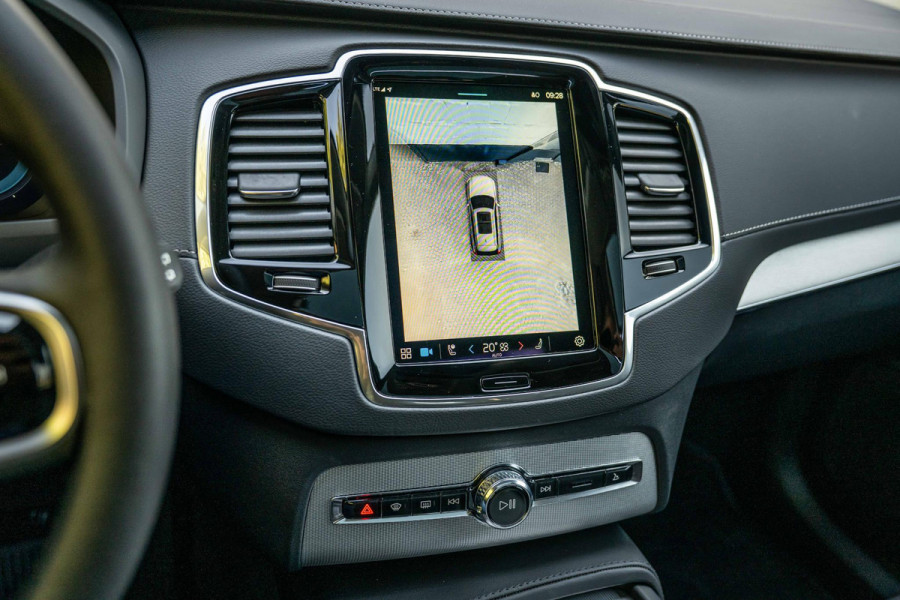 Volvo XC90 2.0 T8 Recharge AWD Ultra Bright 455pk Luchtvering