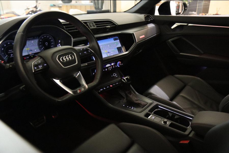 Audi Q3 Sportback 45 TFSI e S Edition PANO / SFEERVERLICHTING / NAVI / VOL