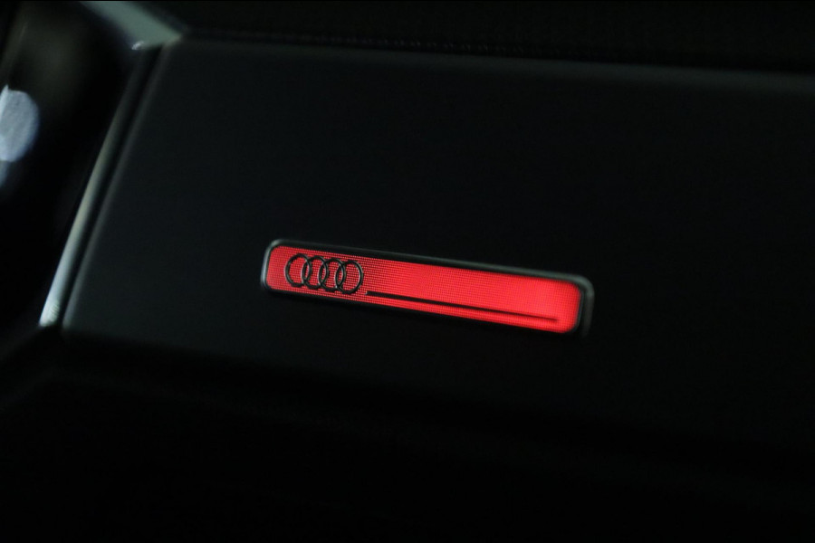 Audi Q3 Sportback 45 TFSI e S Edition PANO / SFEERVERLICHTING / NAVI / VOL