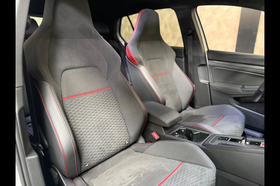 Volkswagen Golf 2.0 TSI GTI Clubsport | pano | Keyless | Downpipe | Keyless | ACC
