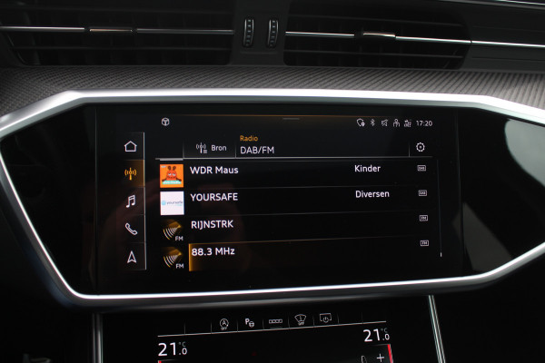 Audi RS6 Avant TFSI quattro / Trekhaak / Panoramadak / Keramisch / 360Camera / Head-up / Softclose / Standverwarming / B&O / Volleder / 22'' /  Apple CarPlay / Achterasbesturing / Luchtvering / Dodehoek / DAB / ACC / St