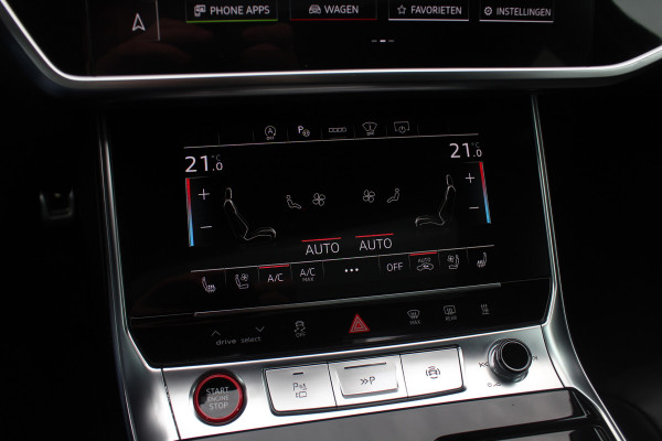 Audi RS6 Avant TFSI quattro / Trekhaak / Panoramadak / Keramisch / 360Camera / Head-up / Softclose / Standverwarming / B&O / Volleder / 22'' /  Apple CarPlay / Achterasbesturing / Luchtvering / Dodehoek / DAB / ACC / St