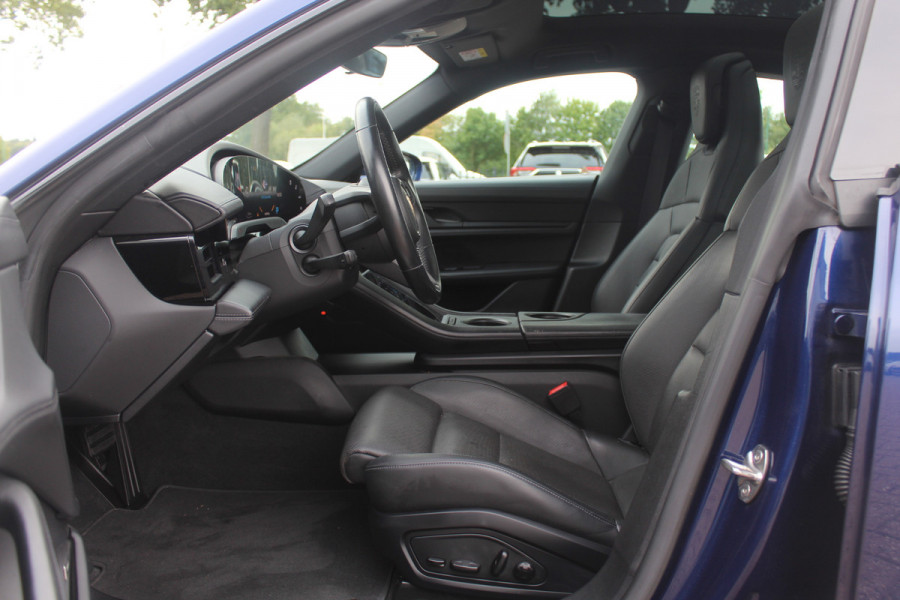Porsche Taycan 4S Performance 84 kWh / SoH 91.3% / Panoramadak / 360Camera / Head-up / Achterasbesturing / Matrix LED / 21'' / Luchtvering / Bose / Stoelmassage / Sportchrono / Leder / Stuurverwarming / DAB / ACC Porsche Taycan 4S Performance 84 kWh / SoH 91.3% / Panoramadak / 360Camera / Head-up / Achterasbesturing / Matrix LED / 21'' / Luchtvering / Bose / Stoelmassage / Sportchrono / Leder / Stuurverwarming / DAB / ACC