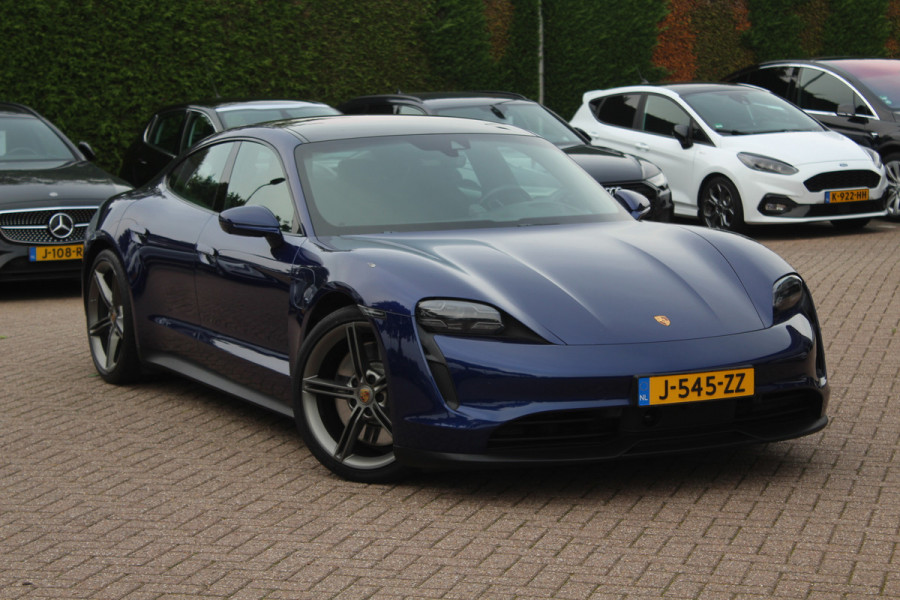 Porsche Taycan 4S Performance 84 kWh / SoH 91.3% / Panoramadak / 360Camera / Head-up / Achterasbesturing / Matrix LED / 21'' / Luchtvering / Bose / Stoelmassage / Sportchrono / Leder / Stuurverwarming / DAB / ACC Porsche Taycan 4S Performance 84 kWh / SoH 91.3% / Panoramadak / 360Camera / Head-up / Achterasbesturing / Matrix LED / 21'' / Luchtvering / Bose / Stoelmassage / Sportchrono / Leder / Stuurverwarming / DAB / ACC