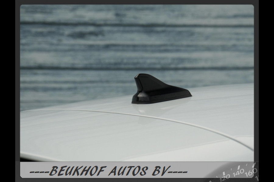 Seat Leon 1.0 TSI Style Business Intense Carplay Virtual Das Seat Leon 1.0 TSI Style Business Intense Carplay Virtual Das