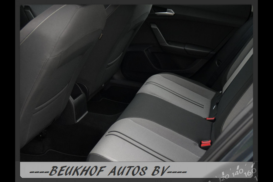 Seat Leon 1.0 TSI Style Business Intense Carplay Virtual Das Seat Leon 1.0 TSI Style Business Intense Carplay Virtual Das