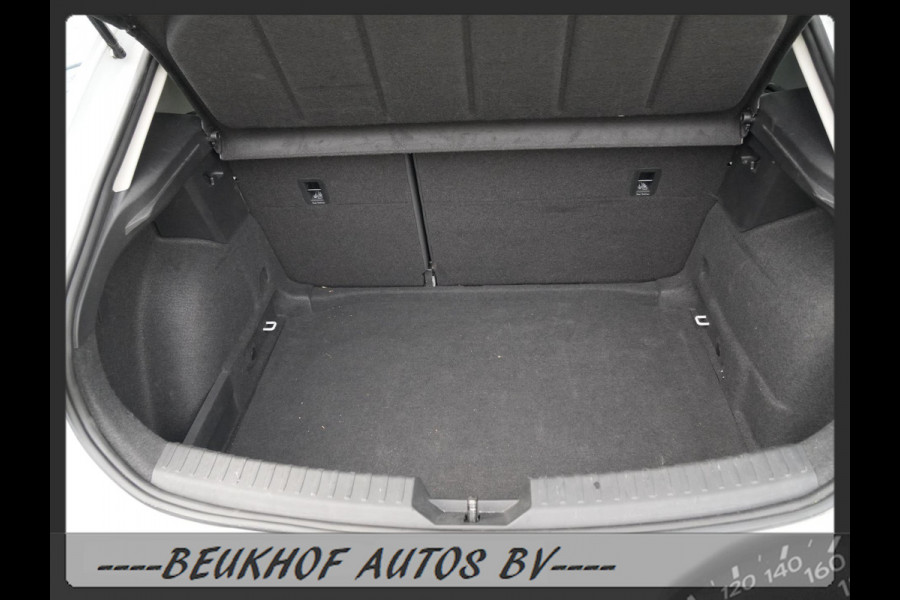 Seat Leon 1.0 TSI Style Business Intense Carplay Virtual Das Seat Leon 1.0 TSI Style Business Intense Carplay Virtual Das