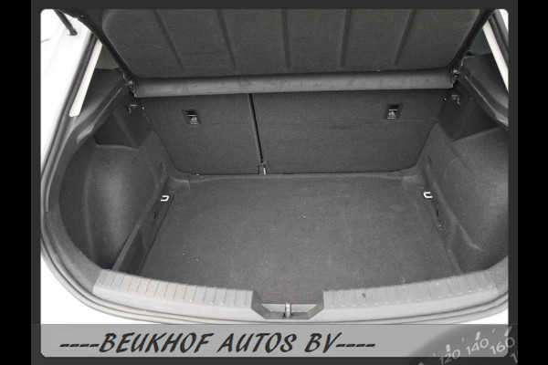 Seat Leon 1.0 TSI Style Business Intense Carplay Virtual Das Seat Leon 1.0 TSI Style Business Intense Carplay Virtual Das