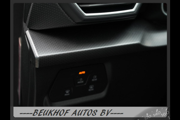 Seat Leon 1.0 TSI Style Business Intense Carplay Virtual Das Seat Leon 1.0 TSI Style Business Intense Carplay Virtual Das